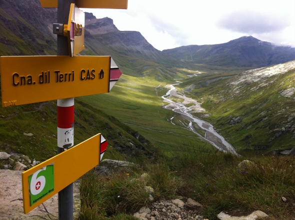 Hiking National Route 6